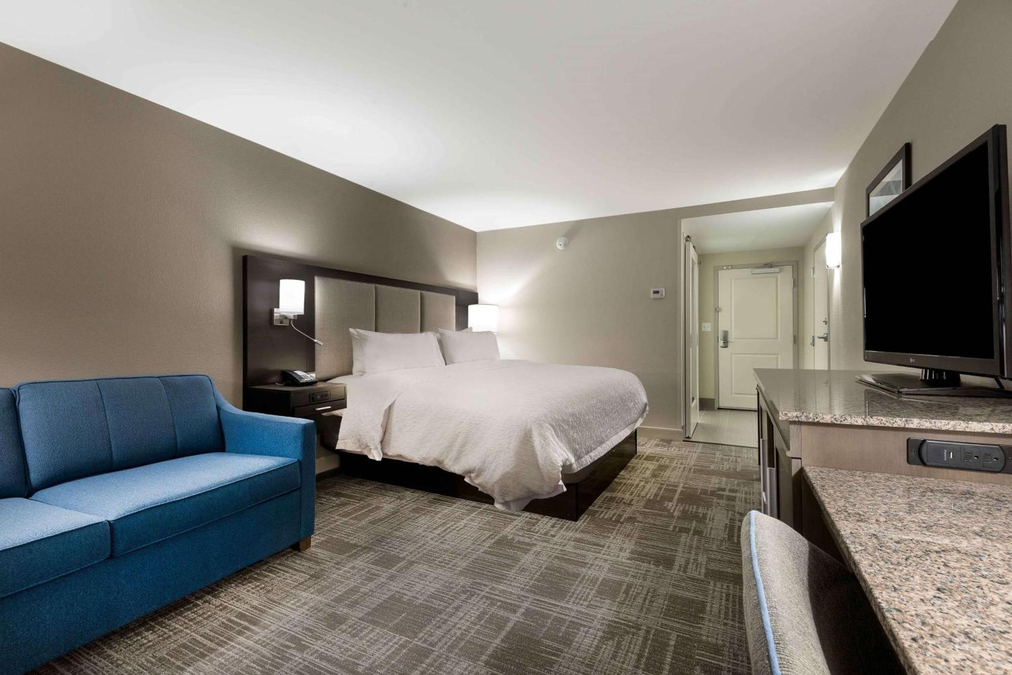 Hampton Inn & Suites Chapel Hill/Durham Экстерьер фото