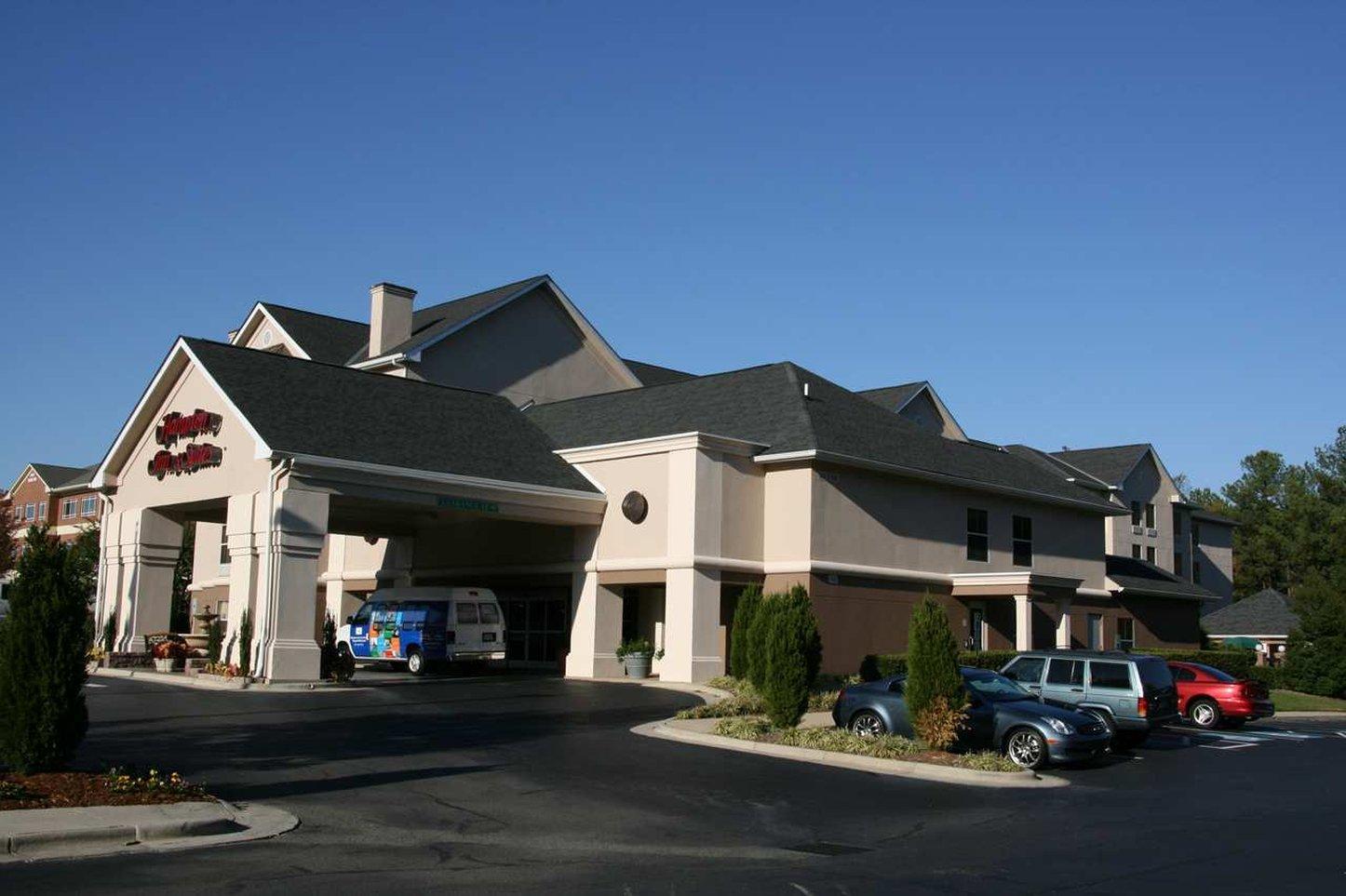 Hampton Inn & Suites Chapel Hill/Durham Экстерьер фото